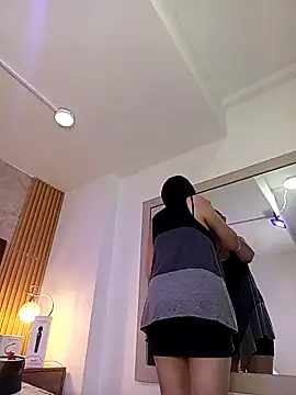 IsisBlake online show from September 15, 2025, 10:15 am