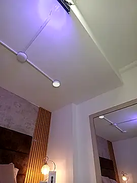 IsisBlake online show from September 28, 2025, 2:13 pm