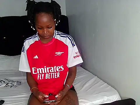 Sexyvyee  online show from January 14, 2026, 4:16 am