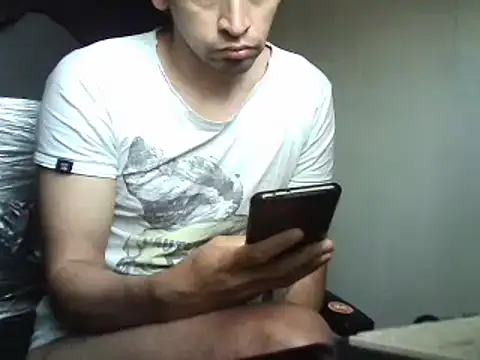 Snapshot of picachuchu chatting on March 8, 2025, 12:30 pm picachuchu online show from March 8, 2025, 12:30 pm