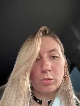 Crazy-Rosa online show from March 7, 2025, 11:40 am