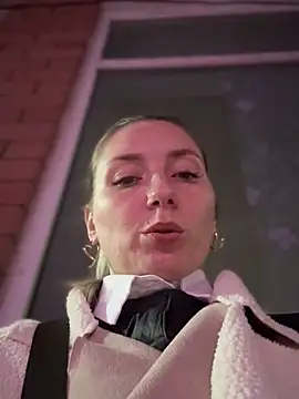 Crazy-Rosa online show from March 13, 2025, 3:33 am