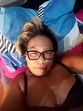 Afroditabichota online show from November 23, 2025, 7:29 am