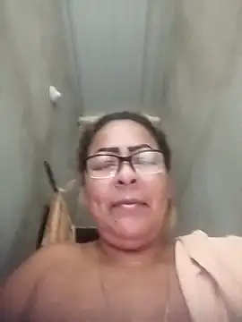 Afroditabichota online show from November 9, 2025, 12:14 am