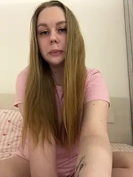 Marylallka5 online show from May 1, 2026, 8:36 pm