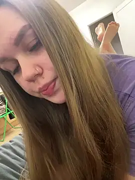 Marylallka5 online show from March 1, 2026, 4:56 am