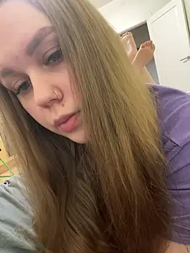 Marylallka5 online show from March 3, 2026, 5:14 am