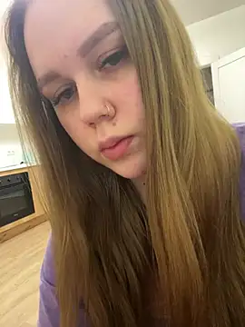 Marylallka5 online show from March 4, 2026, 4:53 am