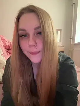 Marylallka5 online show from May 31, 2026, 7:03 am