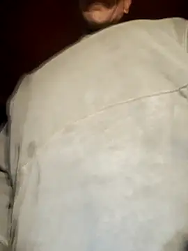 Gillygilly76 online show from November 8, 2025, 2:04 am