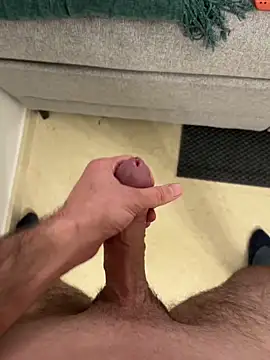 Snapshot of RonH1234 chatting on March 11, 2026, 5:40 pm RonH1234 online show from March 11, 2026, 5:40 pm