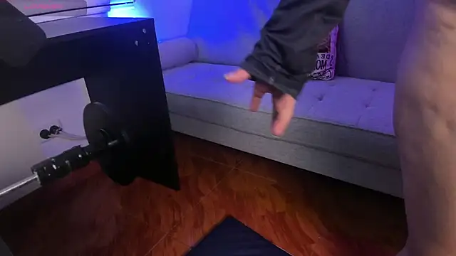 Snapshot of Gaby_Miller22 chatting on November 30, 2025, 4:08 pm Gaby Miller22 online show from November 30, 2025, 4:08 pm