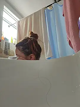 Snapshot of valery_mora chatting on February 23, 2026, 6:19 pm valery mora online show from February 23, 2026, 6:19 pm