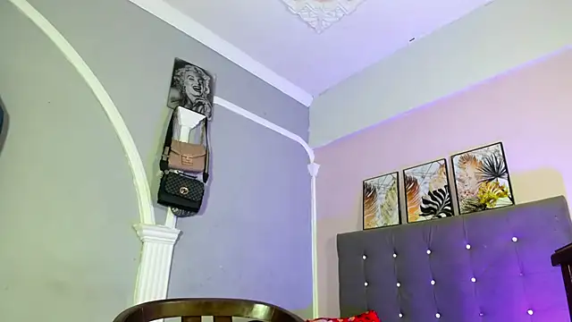 sexy-luna-star-ts online show from January 8, 2026, 8:48 pm