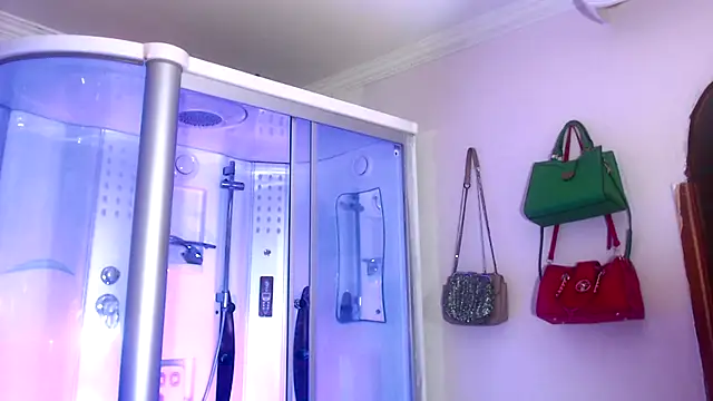 sexy-luna-star-ts online show from November 6, 2025, 10:36 pm