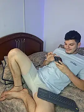 Snapshot of _Ottis_ chatting on March 26, 2026, 10:51 pm Ottis online show from March 26, 2026, 10:51 pm