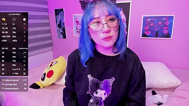 Snapshot of Miwa_violet chatting on March 17, 2025, 12:10 am Miwa violet online show from March 17, 2025, 12:10 am