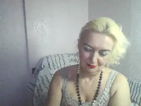 Meri798 online show from March 12, 2025, 4:02 pm