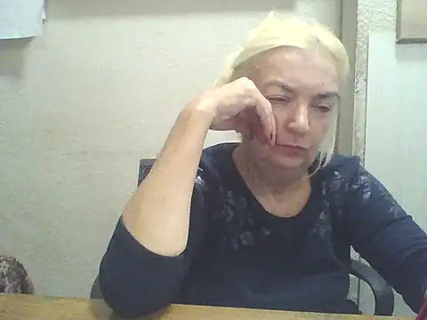 Meri798 online show from October 13, 2025, 7:26 pm