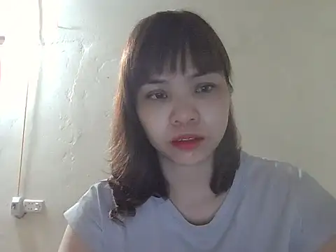 Angela-Eira online show from April 1, 2026, 9:01 pm