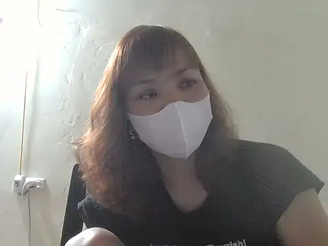 Angela-Eira online show from June 10, 2026, 7:26 pm