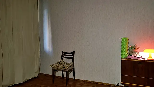 Snapshot of MazzyDoll chatting on March 7, 2026, 5:25 am MazzyDoll online show from March 7, 2026, 5:25 am