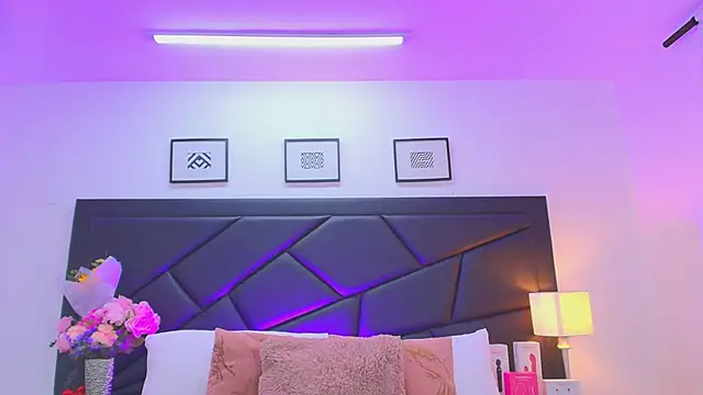 SophieCarther online show from September 24, 2025, 12:11 pm