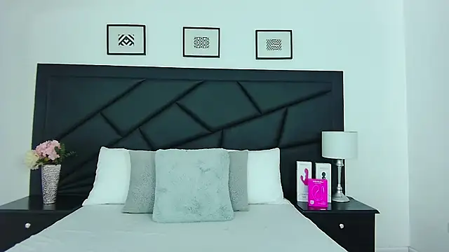 SophieCarther online show from March 11, 2025, 12:39 pm