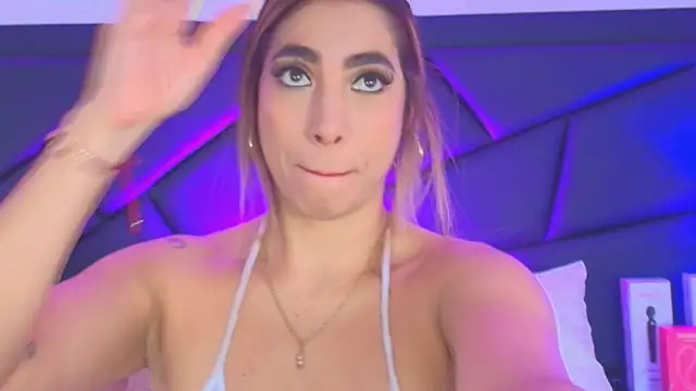 SophieCarther online show from November 14, 2025, 12:42 pm