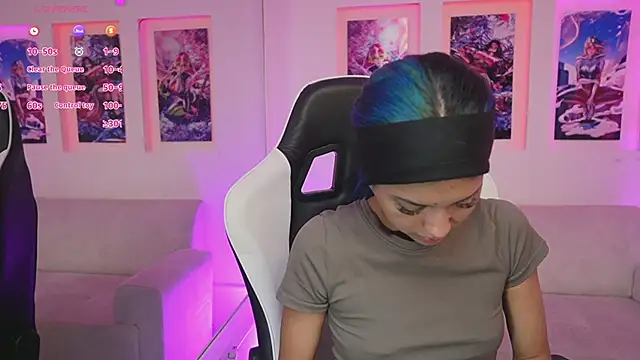 KayraOwen online show from September 11, 2025, 11:43 am