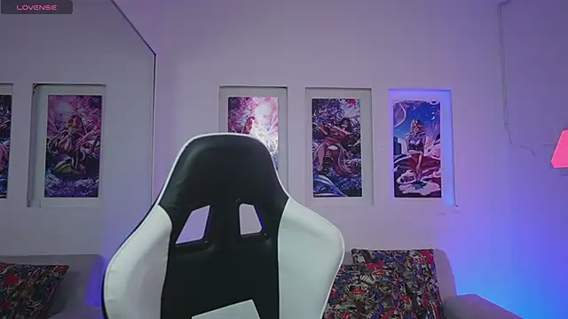 KayraOwen online show from September 29, 2025, 11:38 am