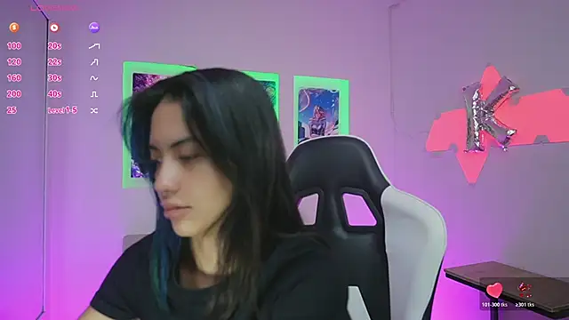 KayraOwen online show from October 25, 2025, 11:42 am