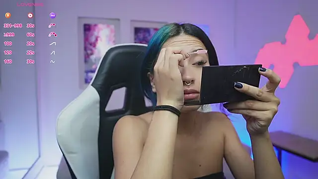 KayraOwen online show from September 25, 2025, 11:49 am