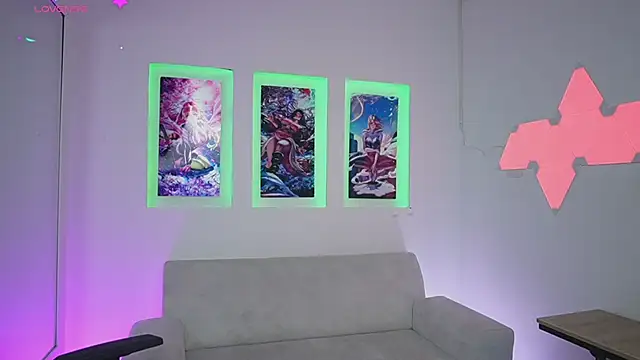 KayraOwen online show from September 15, 2025, 11:43 am