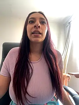 Dahian XXX online show from November 9, 2025, 5:28 pm