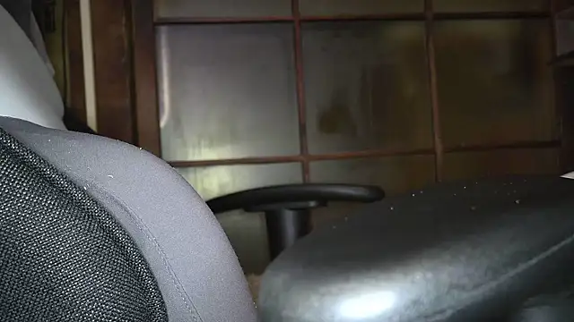 Snapshot of hidenyan02 chatting on December 12, 2024, 5:26 pm hidenyan02 online show from December 12, 2024, 5:26 pm