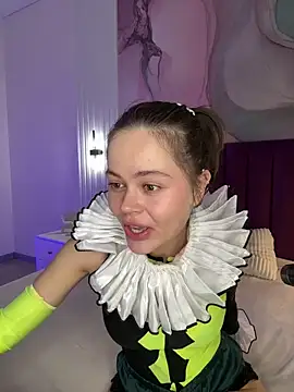 Snapshot of Kelly_Cuutie chatting on March 18, 2026, 1:31 am Kelly Cuutie online show from March 18, 2026, 1:31 am