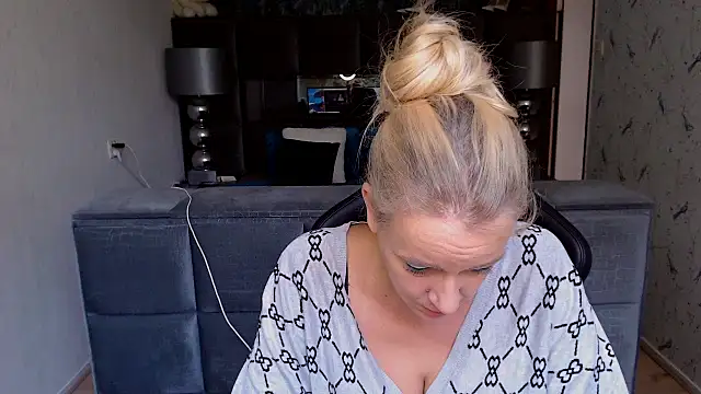 Wendysexyx online show from September 25, 2025, 7:14 am