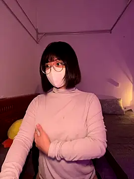 Baby Claraa online show from November 3, 2025, 5:12 am