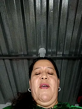 Snapshot of Fulopp15 chatting on October 31, 2025, 8:05 pm Fulopp15 online show from October 31, 2025, 8:05 pm