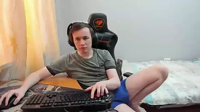 iliaskrislove online show from February 3, 2026, 6:22 am