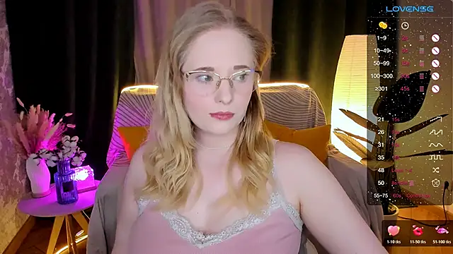 Aemilia  online show from February 5, 2026, 8:32 am