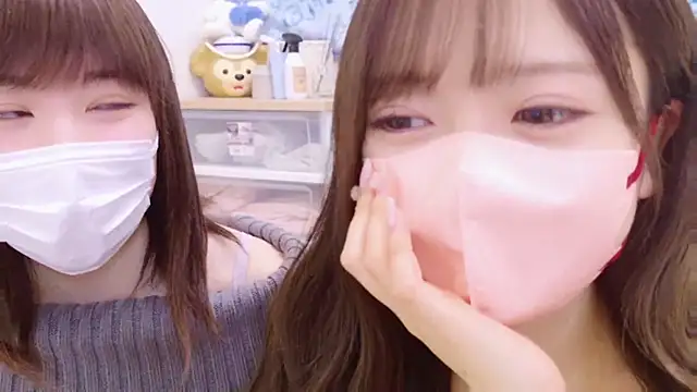 Snapshot of yuki-chi chatting on February 10, 2025, 10:20 am yuki-chi online show from February 10, 2025, 10:20 am