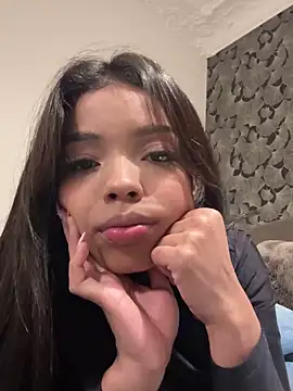 ximenawilliamss online show from March 11, 2025, 6:52 pm