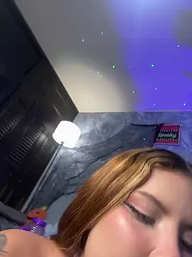 antonelaswete02 online show from October 29, 2025, 11:36 pm