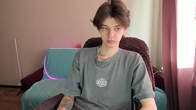 Liam sexy1 online show from March 17, 2025, 1:18 pm