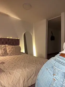 Snapshot of samantha_evans2 chatting on February 4, 2026, 2:28 am samantha evans2 online show from February 4, 2026, 2:28 am