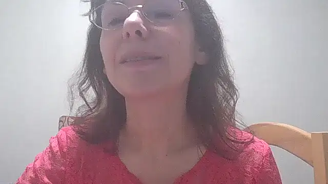 Snapshot of HollyJewel chatting on March 3, 2025, 8:43 pm HollyJewel online show from March 3, 2025, 8:43 pm