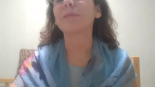 Snapshot of HollyJewel chatting on November 27, 2025, 3:23 pm HollyJewel online show from November 27, 2025, 3:23 pm