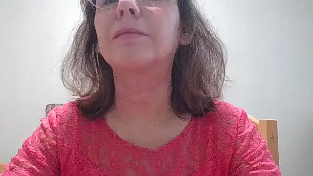 HollyJewel online show from December 16, 2025, 9:13 am